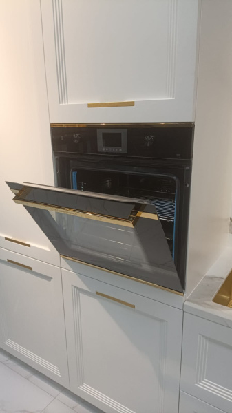 Электрический духовой шкаф Kuppersbusch B 6350.0 S4 Gold